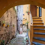 شقة La Casa Di Alice In Centro جنوة