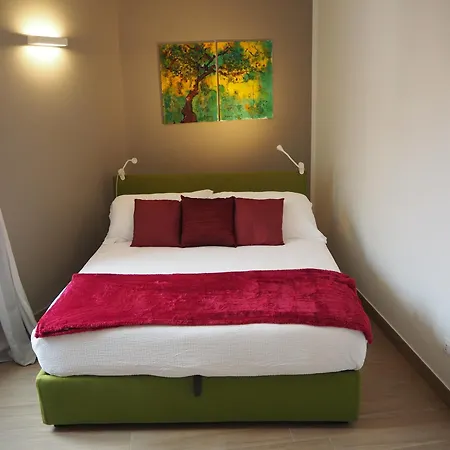 Apartment La Casa Di Alice In Centro Genua