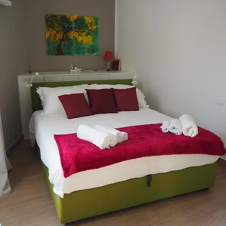 La Casa Di Alice In Centro Apartment Genua