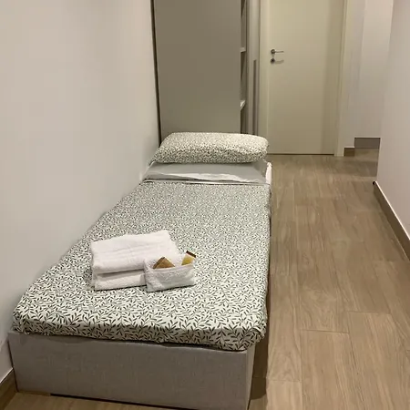 La Casa Di Alice In Centro Apartment Genoa