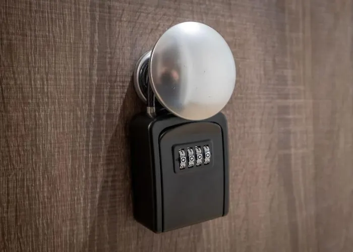 Apartment La Casa Di Alice In Centro *